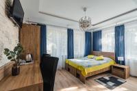 Doppelzimmer mit Balkon (2 Erwachsene + 1 Kind)