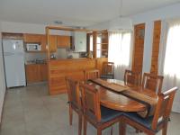 Bungalow (6 Adults)
