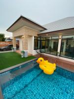 Uzeason Poolvilla Sattahip - Ferienwohnung Sattahip