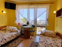 Chambre Triple avec Salle de Bains Privative