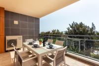 Alegria Amazing apartment with swimming pool - B&B
