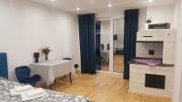 Studio met Kingsize Bed en Slaapbank