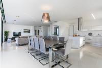 Villa Deluxe
