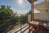 Apartment Nives - Ferienwohnung