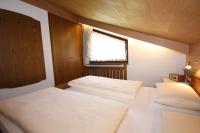 Apartamento con 1 dormitorio - Ático