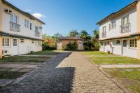 BHaus Juqueí - Beach House com 2 quartos - Cama King - Quintal com Churrasqueira Privativa - Piscina no Condomínio - 2 vagas - Condomínio com 8 casas - 600m da Praia - Ar condicionado split nos quartos e sala - Não possui roupa de cama e banho - B&B Juqueí
