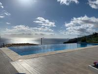 Holiday Apartment Sunset Ocean - B&B Ribeira Brava