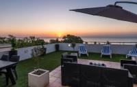 B&B Citium - MAKENZY Seaview PENTHOUSE - Bed and Breakfast Citium