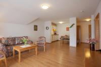 Rustikale 2 Zi.-FeWo 70 qm Barrierefrei Nähe Freiburg - B&B