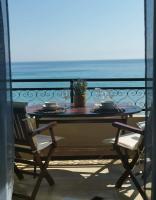 B&B Glyfada - Glyfada New Era Home 31 Menigos Resort Apartments - Bed and Breakfast Glyfada