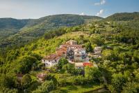 Holiday Home Belveder Motovun with heated pool - B&B