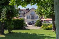 Apartment mit Balkon