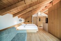 Studio Apartment with Balcony