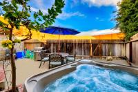 B&B Newport Beach - Perfect Newport Beach Location With Spa I & II - Bed and Breakfast Newport Beach