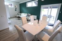 Exklusive FW mit 3 SZ und großer Terrasse - Bed and Breakfast Gratkorn