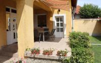 B6 Apartman - B&B
