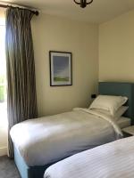 Double or Twin Room with Shower