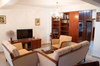 Luxury Apartment, near Pinikoudes beach - B&B Larnaka
