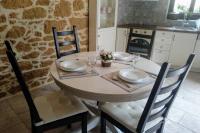 Traditional stone house - B&B Sitia