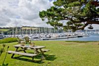 Cregoes, Mylor - Bungalow - Riverview - Free Parking & WiFi - Pet friendly - B&B Flushing