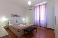 Appartamento con 2 Camere da Letto e Balcone