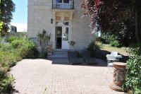 La Terrasse de L'Orangerie du Château - Art Nouveau - GITE 2 Personnes - Chambres d'hôtes Brain-sur-Allonnes