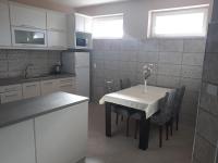 Andi Apartman - B&B