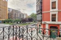 Muy Luminoso a 5 min del centro de Bilbao - B&B