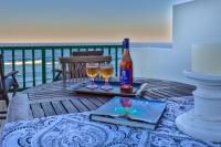 B&B Ballito - 15 Skiathos-Spacious Family Beachfront apartment - Bed and Breakfast Ballito