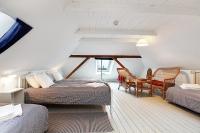 Vierbettzimmer mit eigenem Bad