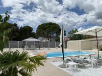 B&B Valbandon - Azur Pearl with free EV Ch-Station - Bed and Breakfast Valbandon