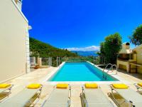 Kalami Beach Luxury Villa with heatable private pool by DadoVillas - Chambres d'hôtes Kalámi