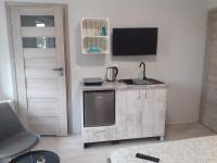 Zimmer mit Queensize-Bett und Balkon