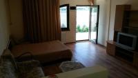 Studio met Kingsize Bed en Slaapbank