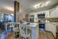 Sunpath Retreat- Convenience Meets Comfort & Style - B&B Whistler