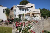 Belgodere di Mezzavia Apartments - B&B Lacco Ameno