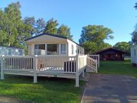 B&B Tattershall - Beautiful 3 bedroom caravan with hot tub - Tattershall Lakes - Bed and Breakfast Tattershall