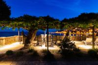 Seaside Apartment Volosko on the beach - B&B Opatija
