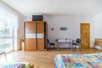 Vierbettzimmer mit Balkon