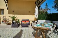 Villa Rosita Suites en Playa de la Malagueta con terraza - Chambres d’hôtes