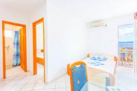 One-Bedroom Apartment with Sea View and Balcony