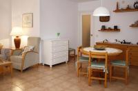AT141 Els Pins, comunidad con piscina en primera línea - Ferienwohnung Torredembarra