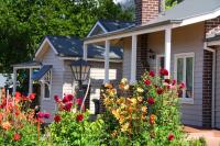 Deluxe One-Bedroom Cottage - Country