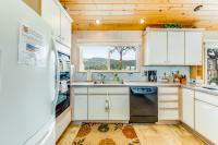 Four bedroom holiday home