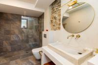 21 Sleeps Private Pool Villa & BBQ Near Barcelona - B&B Rocafort