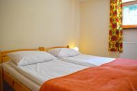 Twin Room with Shared Bathroom