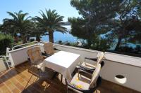 Apartment mit Balkon