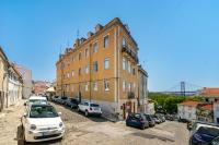 WHome | Premium River View Apartment - B&B