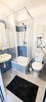 Camera Familiare con Bagno Privato