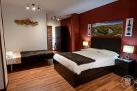 Camera Matrimoniale Superior con Letto Supplementare